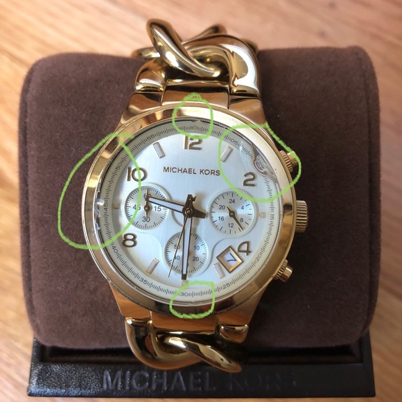 Michael Kors Women’s Gold Chain Link Watch - Picture 4 of 4